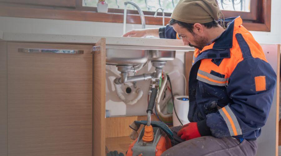 Expert burst pipe repair services in Neal, KS